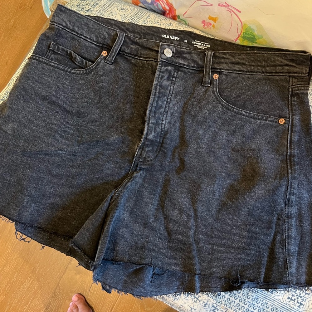 Old navy black denim shorts